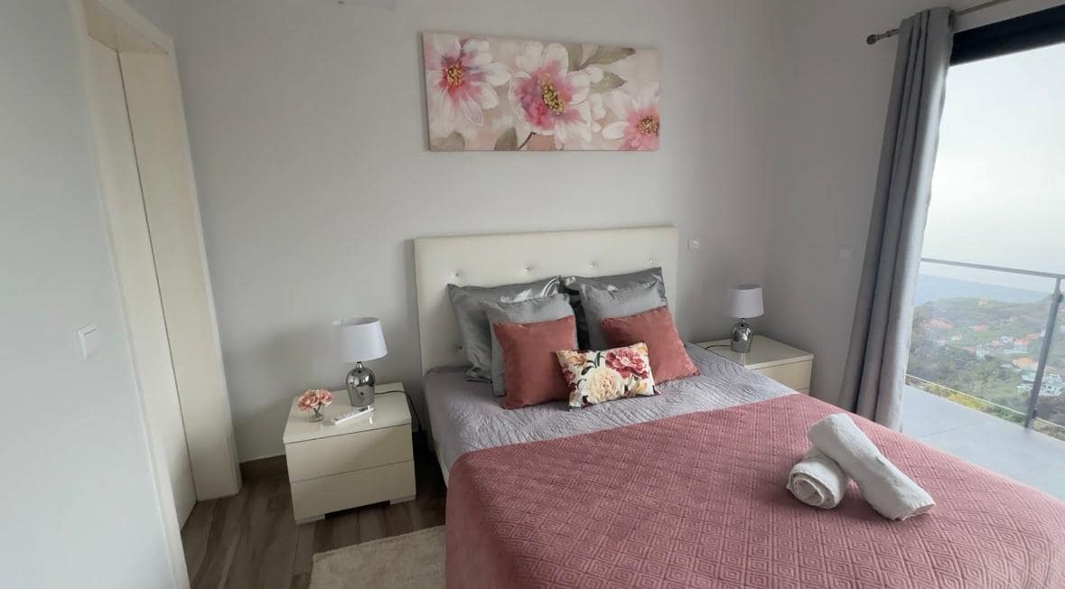 Eines der beiden Schlafzimmer