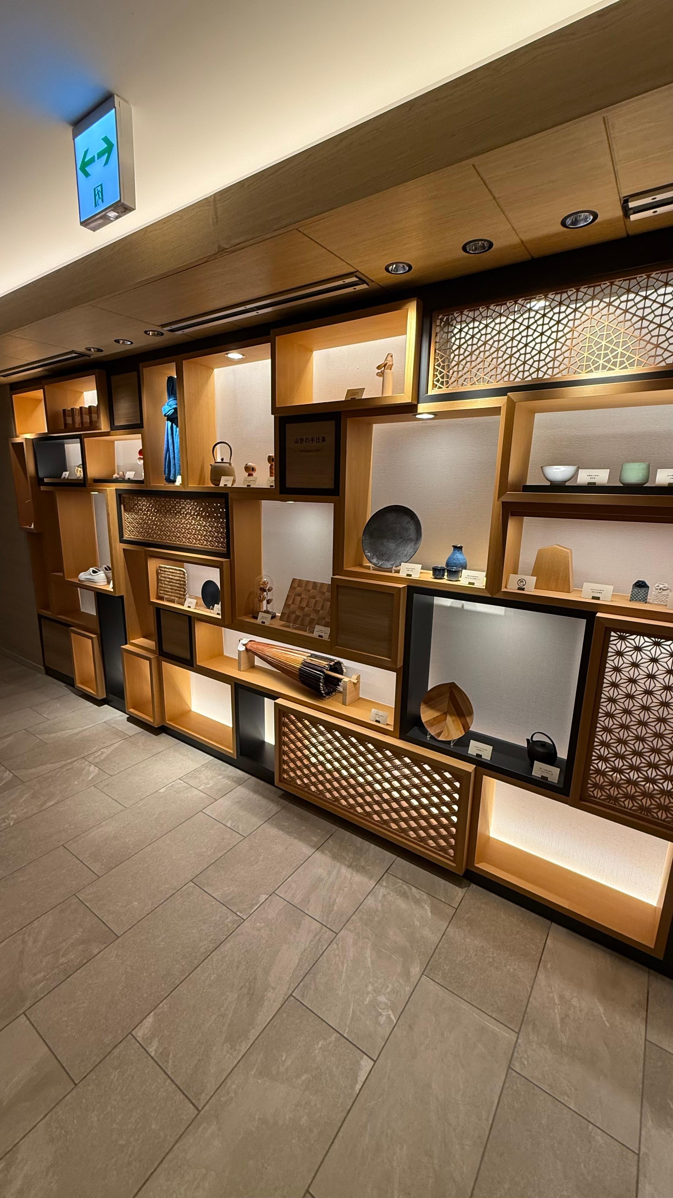 エントランス
サウスタワー