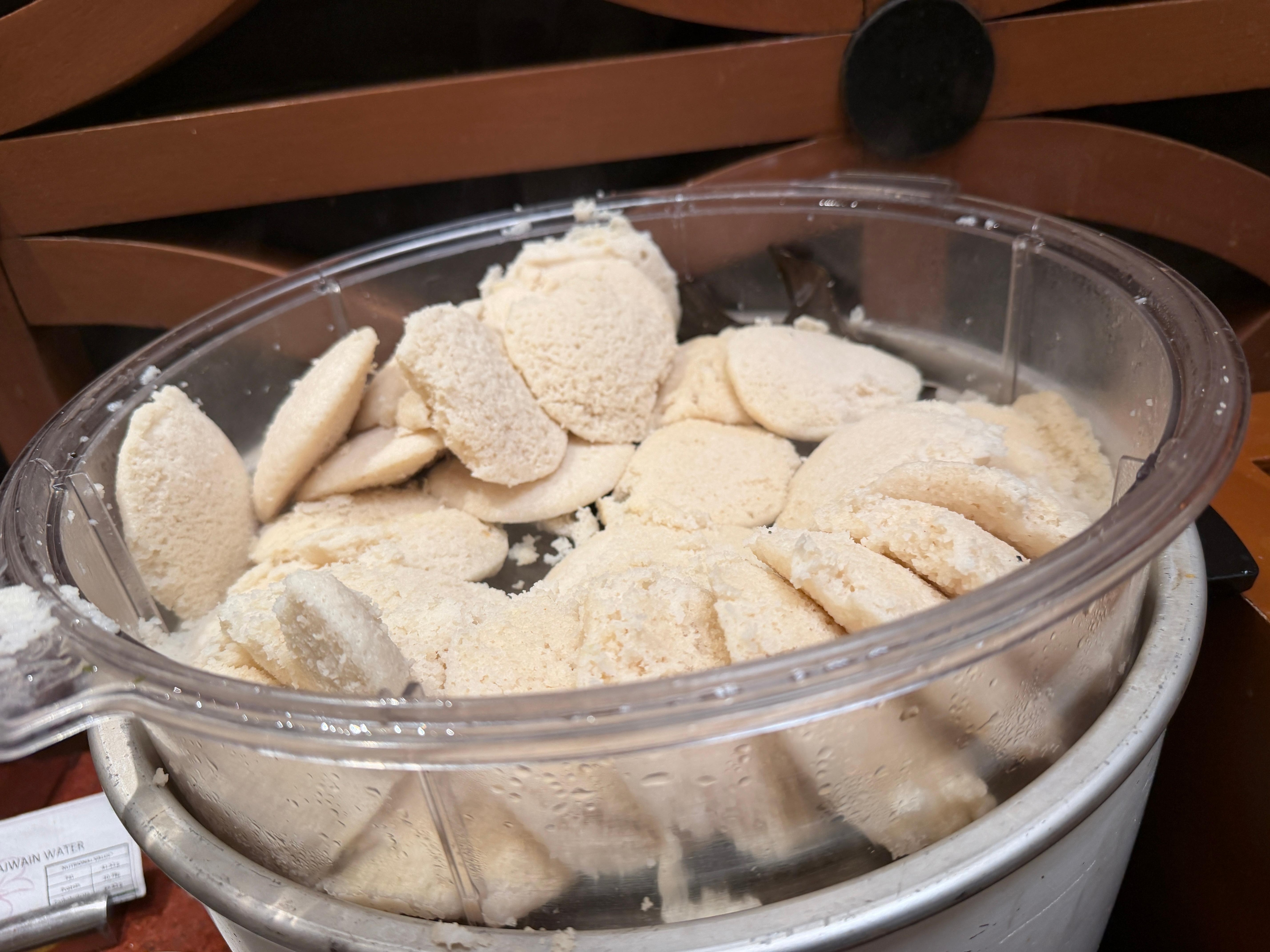 Awesome breakfast with lavish display of all kinds. Must go to this hotel to experience their breakfast. 