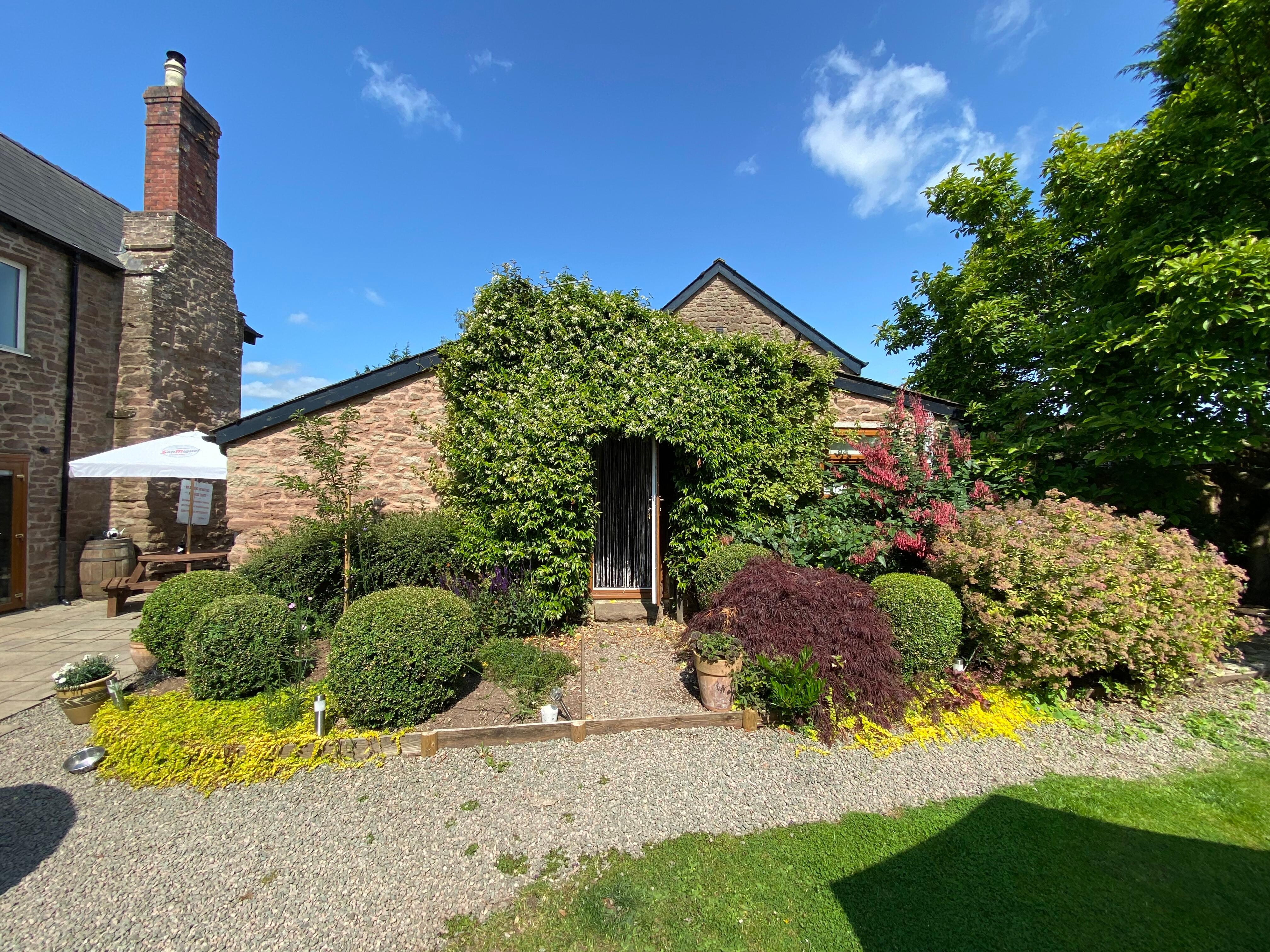 The garden room.
