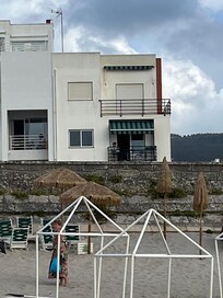 Blick vom Strand auf die Wohnung
