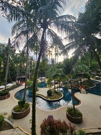 Zimmer mit Blick auf den Pool