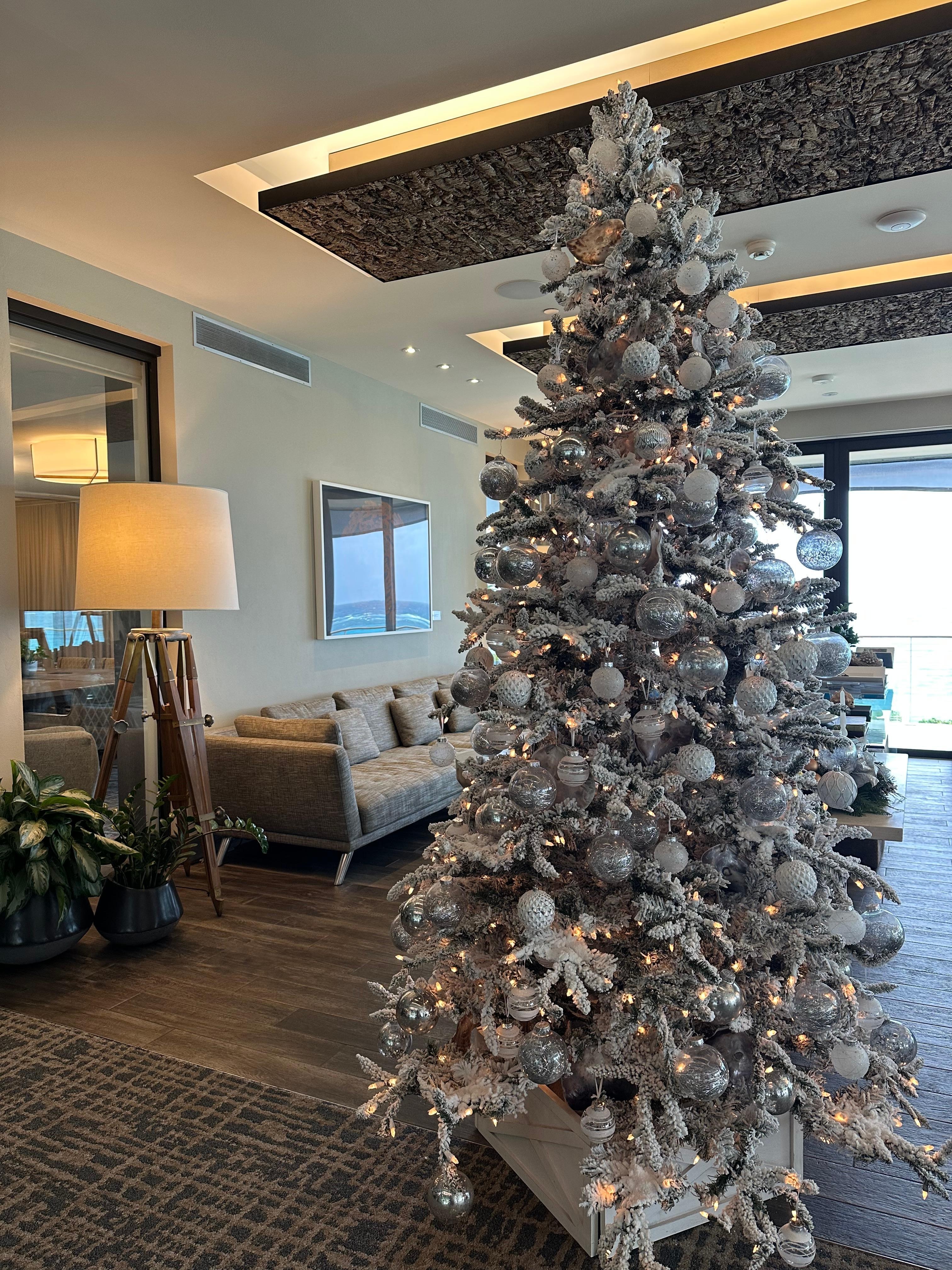 The Lobby for Christmas ✨