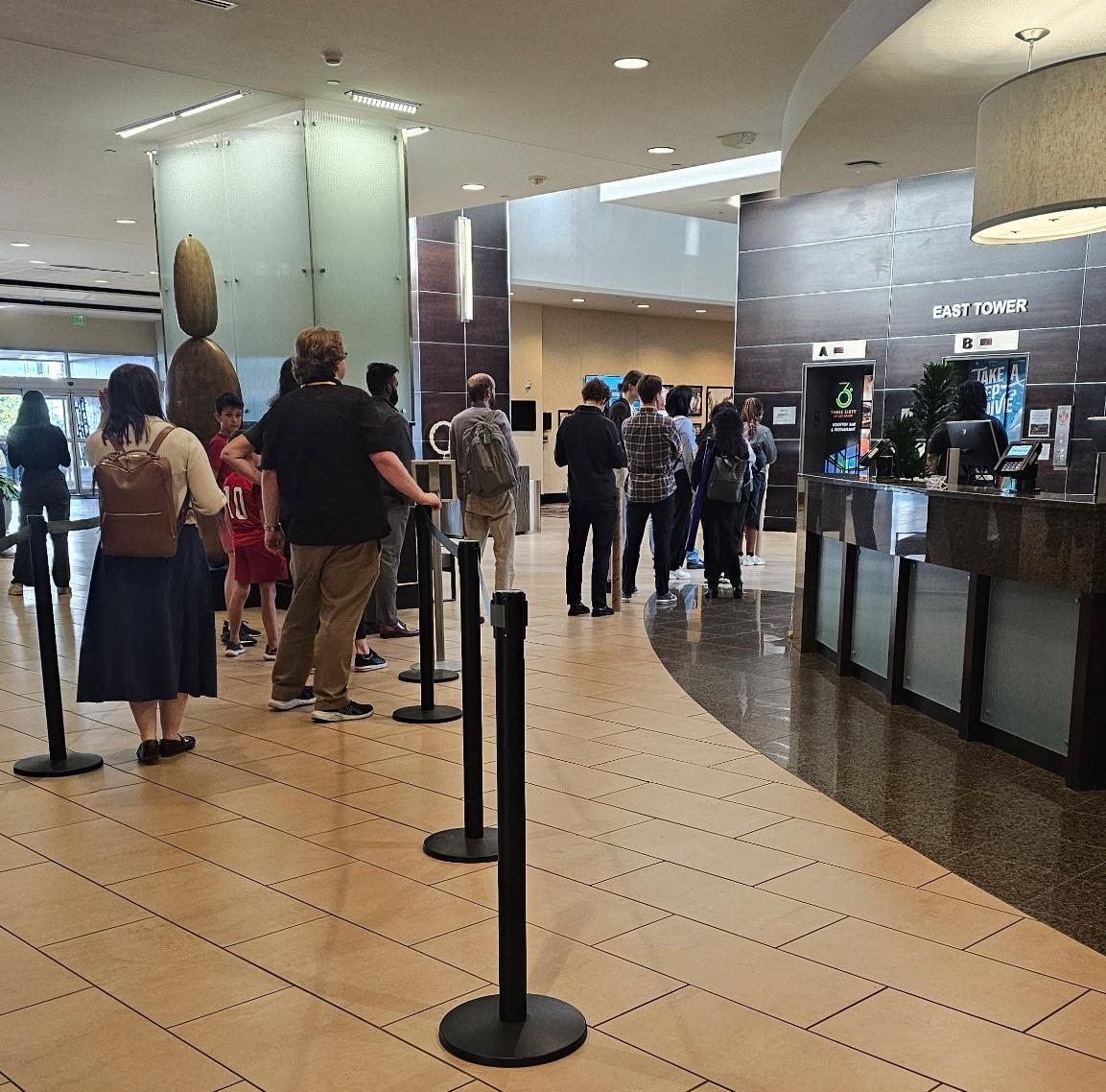 This was the shortest line the entir time we were here. 