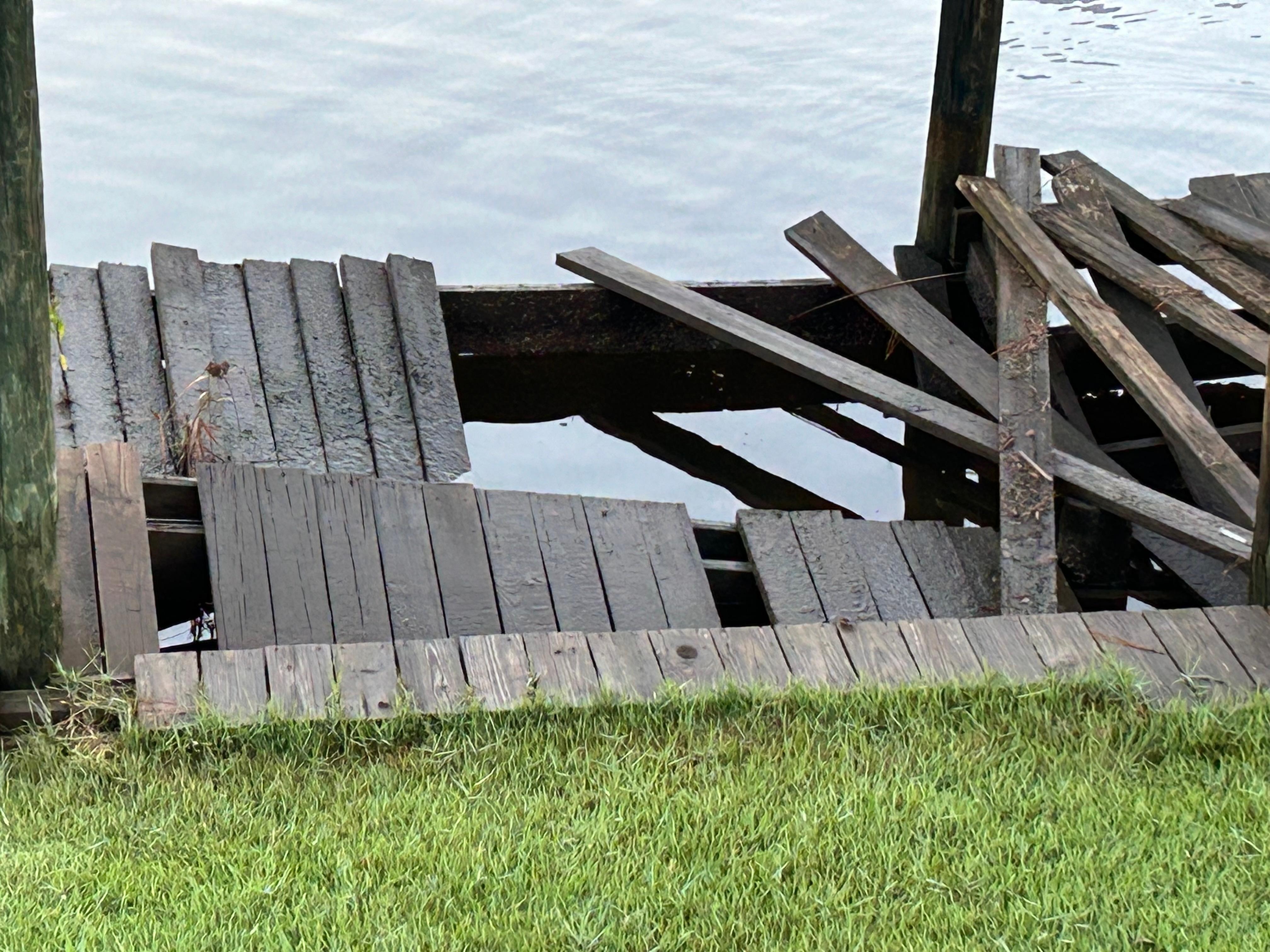 This is the dock that was at the house, totally misrepresented as there was a perfectly constructed dock on the VRBO site for the house.