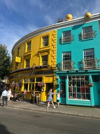 The other end of the neighborhood only about a 15 min gorg walk