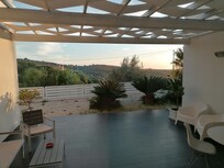 Terrasse vor dem Wohnzimmer