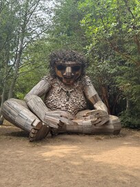 Took the ferry to Bainbridge and saw Pia the Peacekeeper, the wooden troll created by Dambo, a world-renowned artist