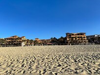 Vista del hotel desde la playa