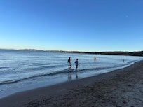 Plage à la sortie de la résidence