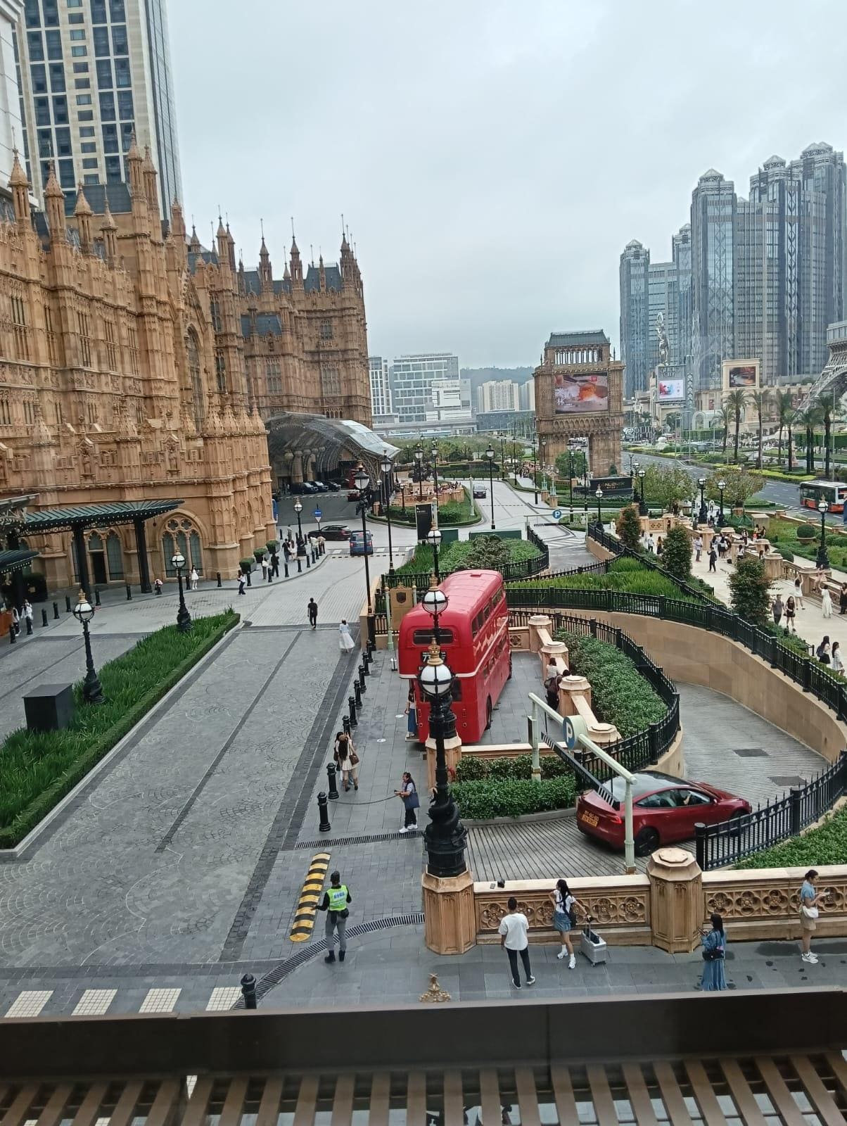 Front of main entrance driveway 