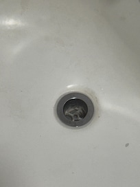 No stopper for bath to take bath