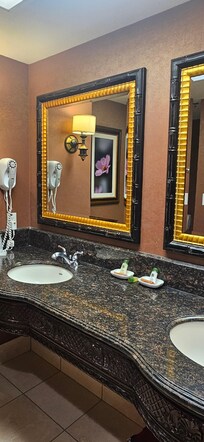 Bathroom sinks