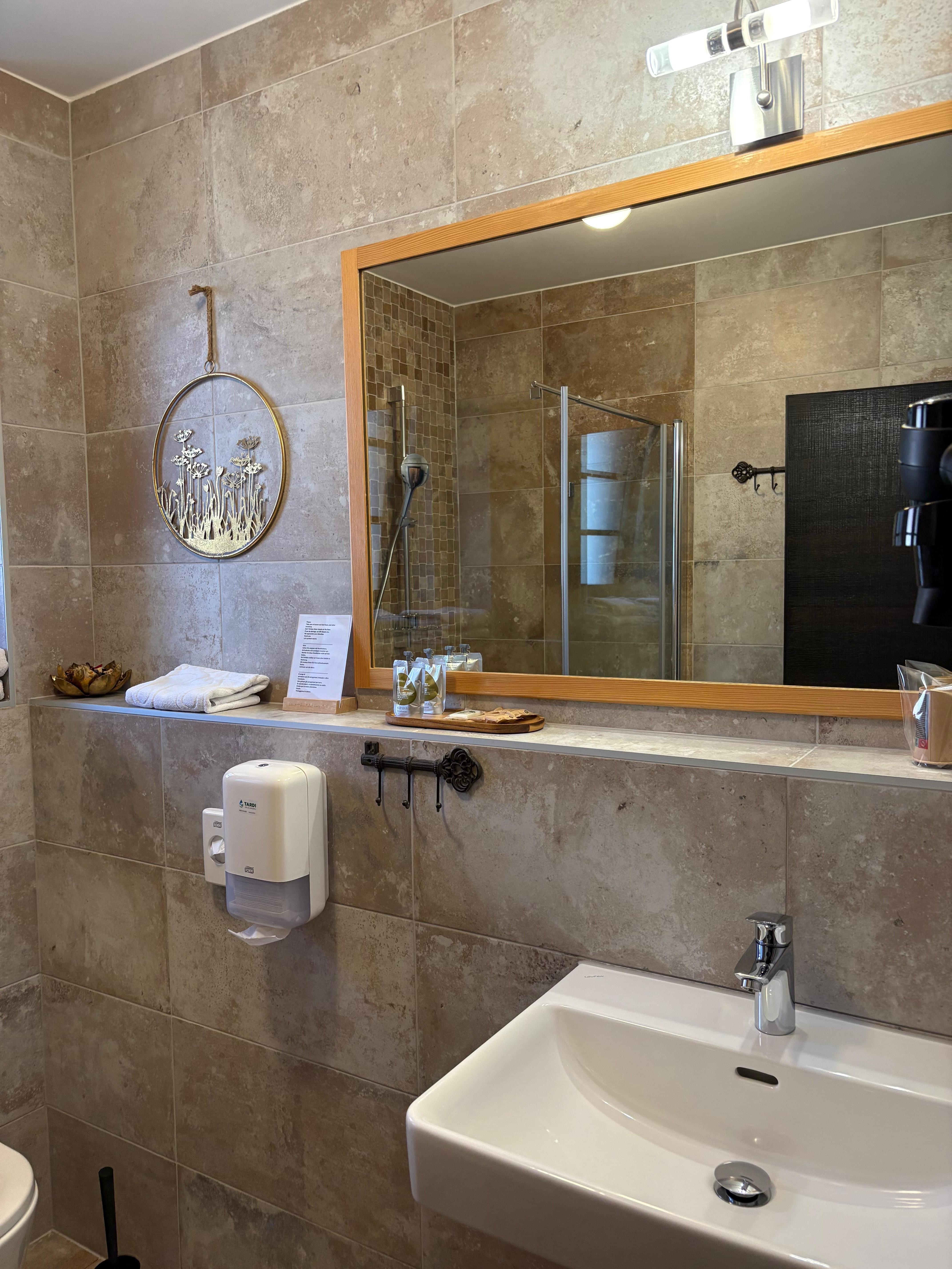 bathroom was spotless!
