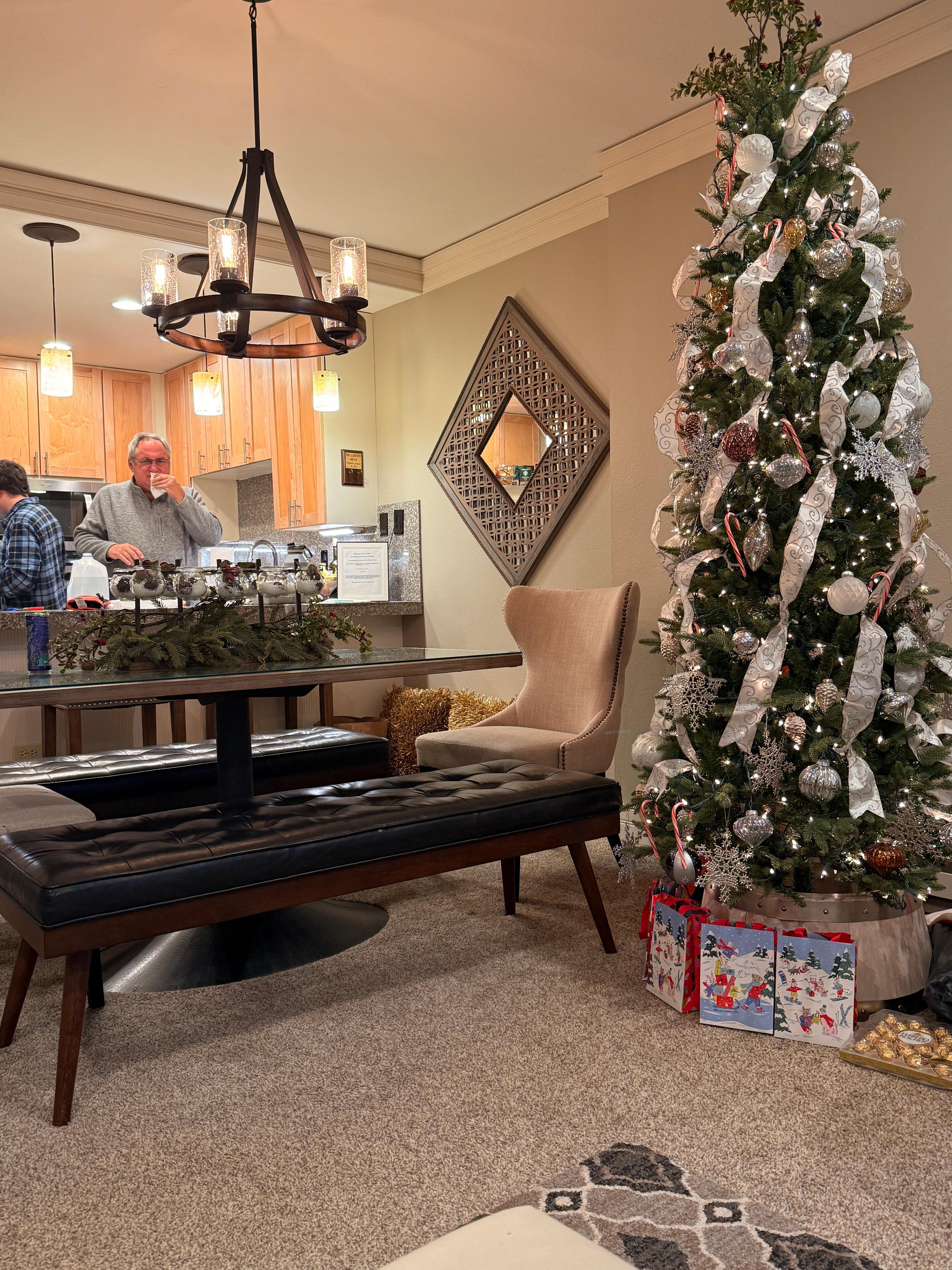 Decorations really made it feel like Christmas!