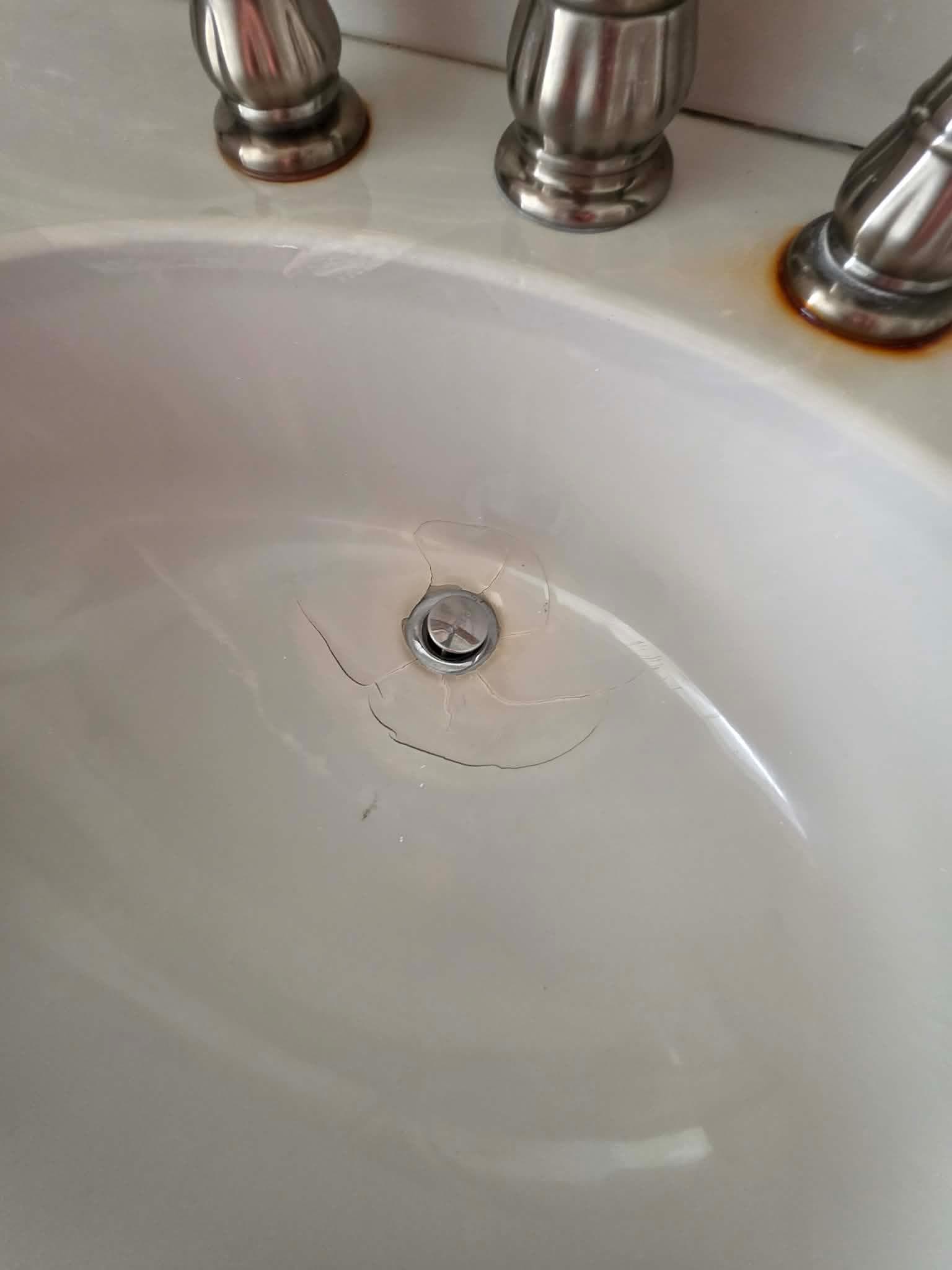 Bathroom sink