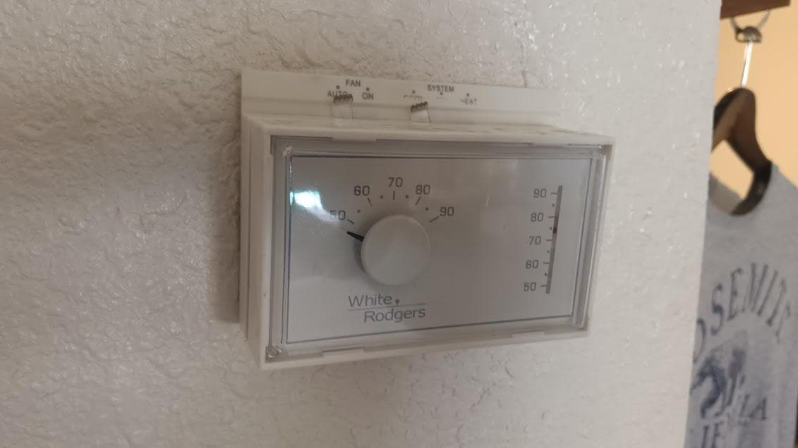 broken thermostat for 2 years now.