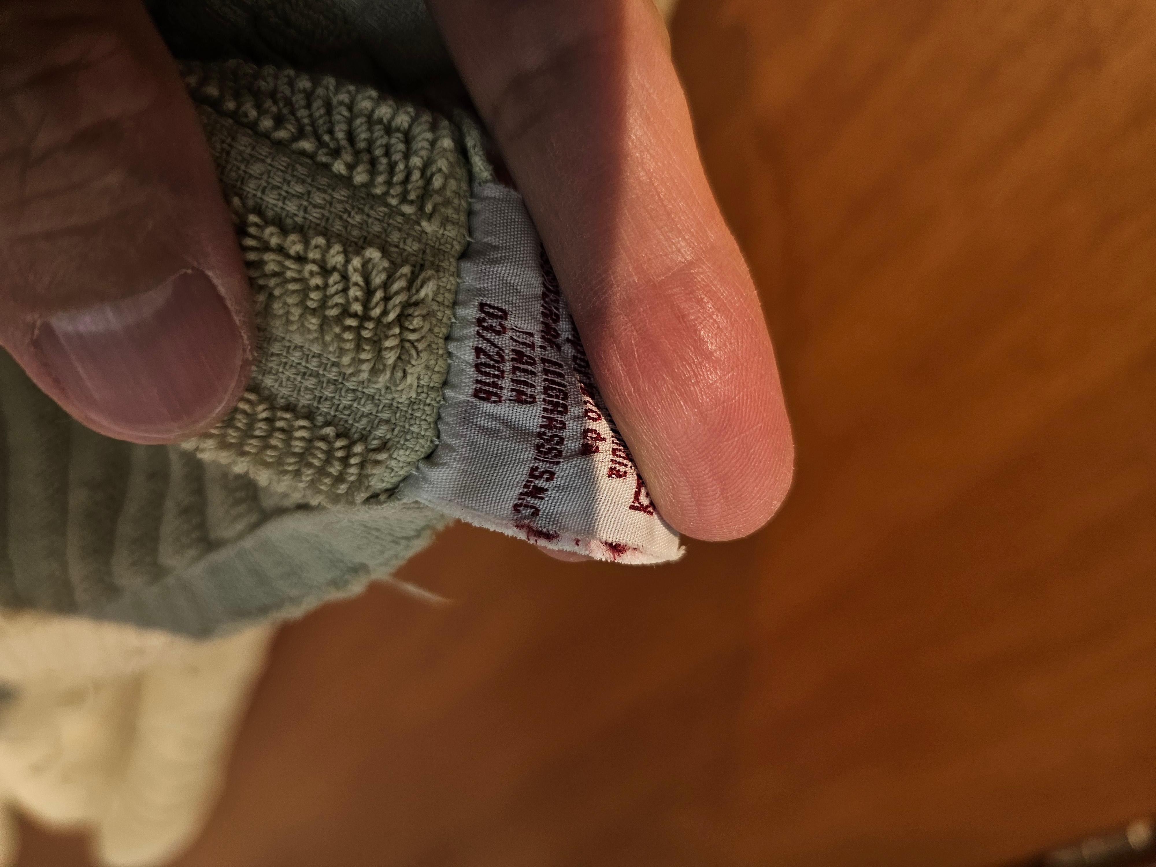 ２０１６年製造をしめすロゴ