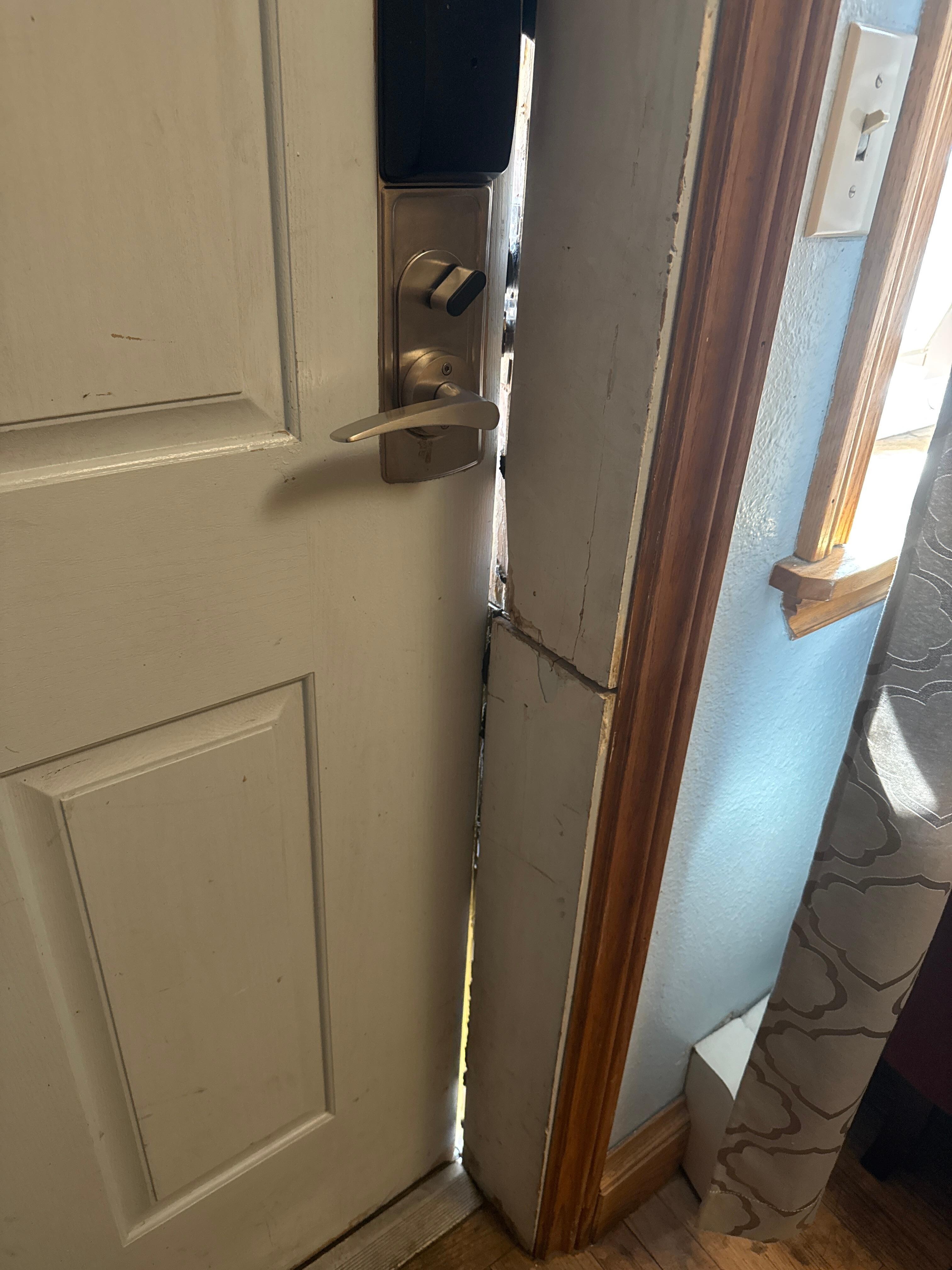 Gap in door