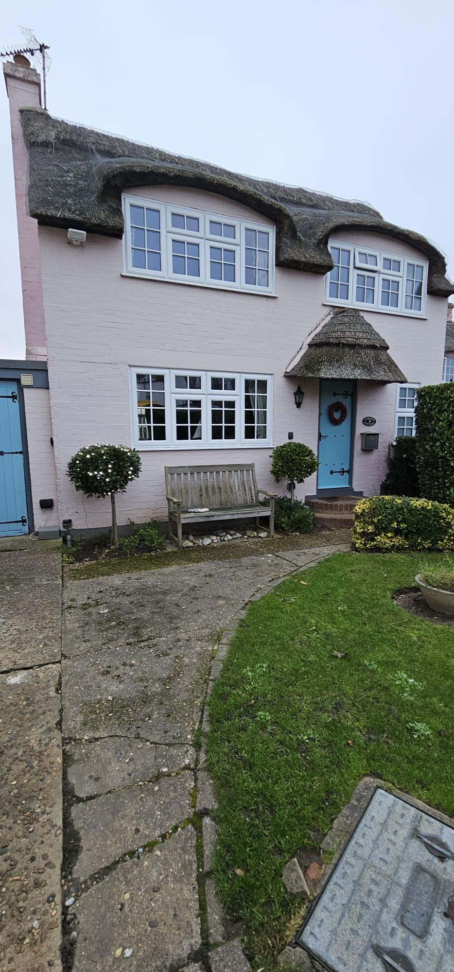 Charming looking cottage 