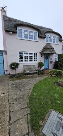 Charming looking cottage