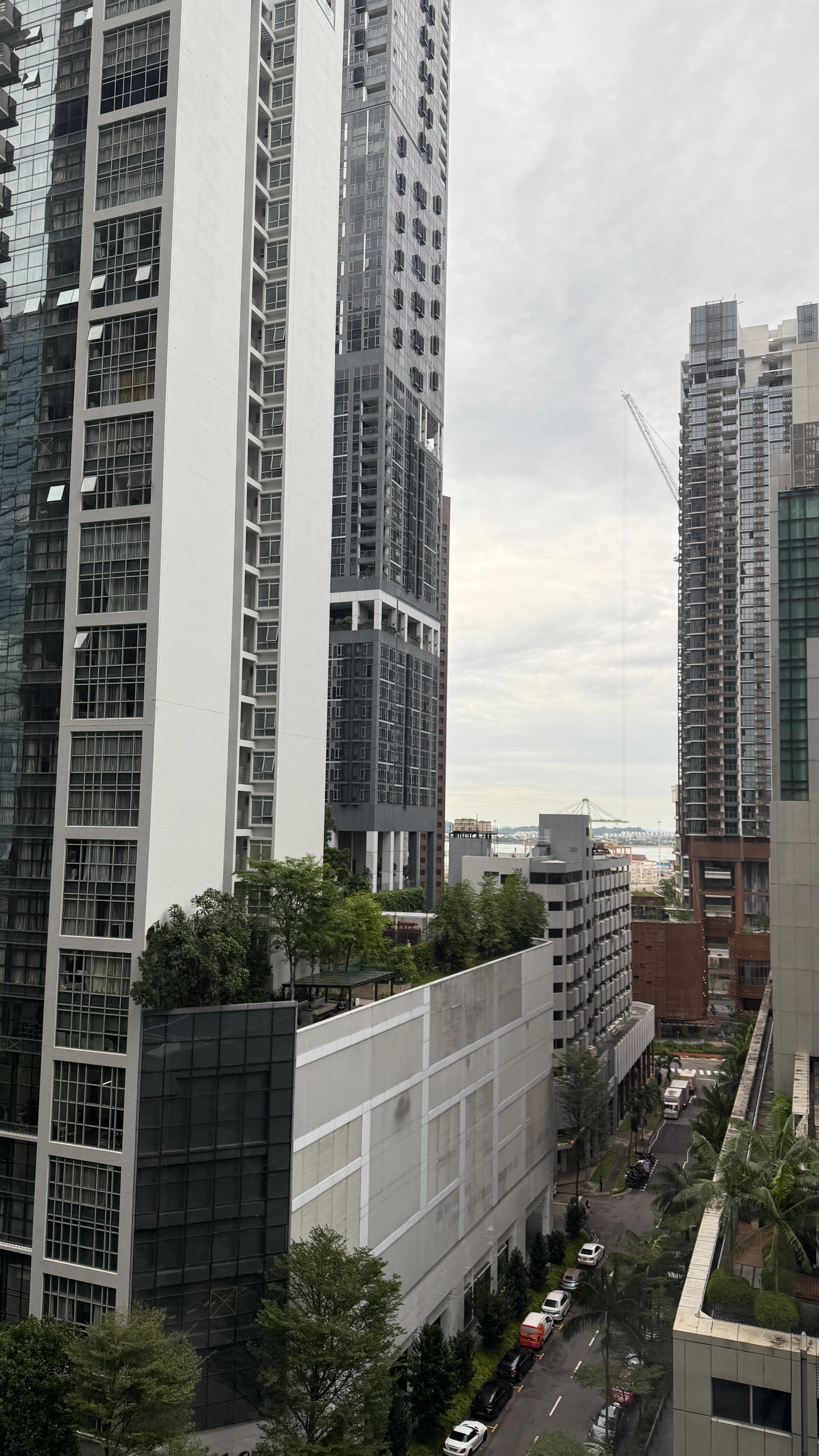 조식 먹고 나가면서 전망볼 수 있어요.