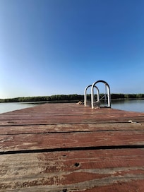 Dock right to the water.