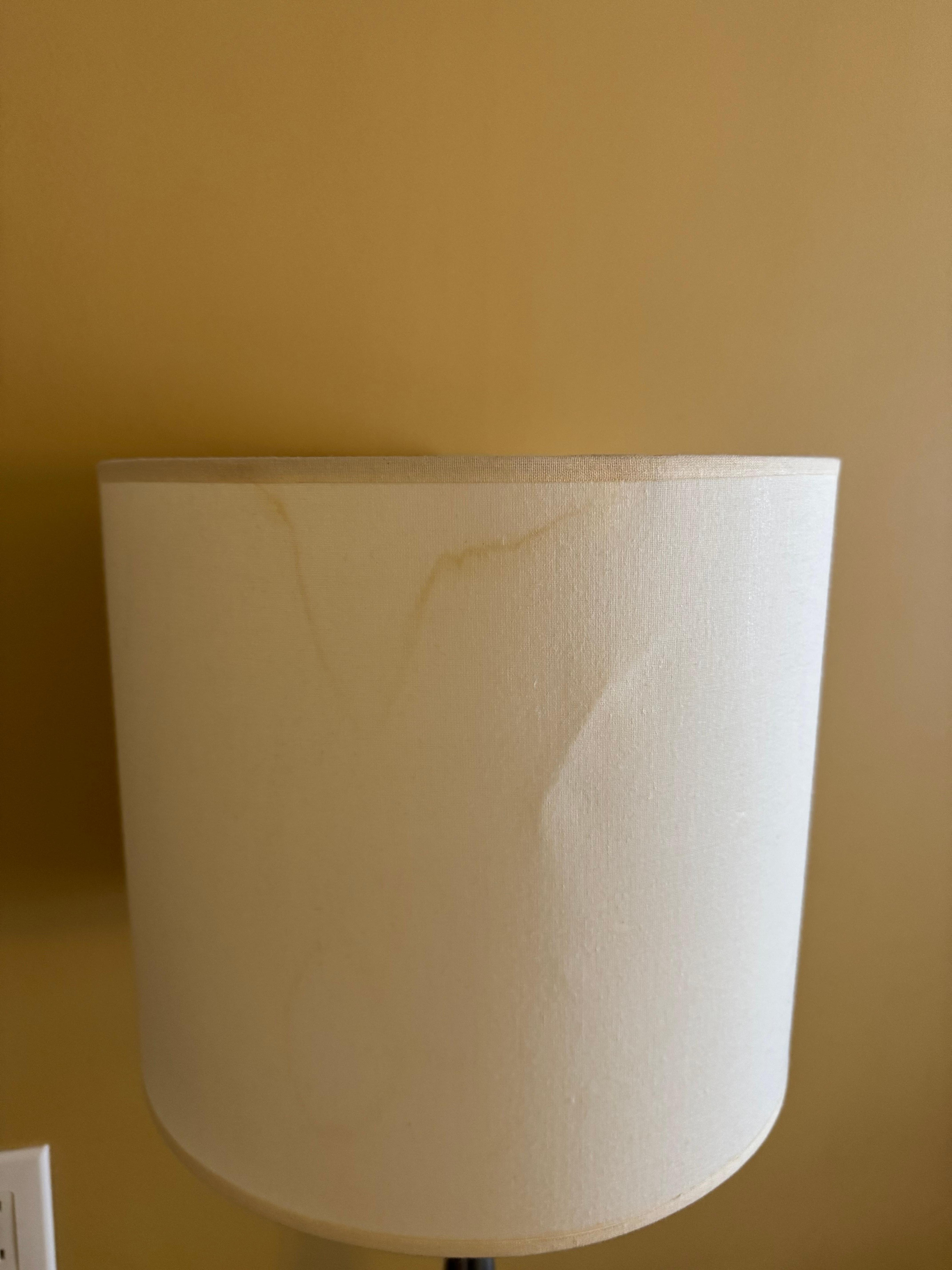 Damaged lamp