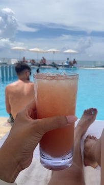 Good size drink that’s not too watered down. Rum punch