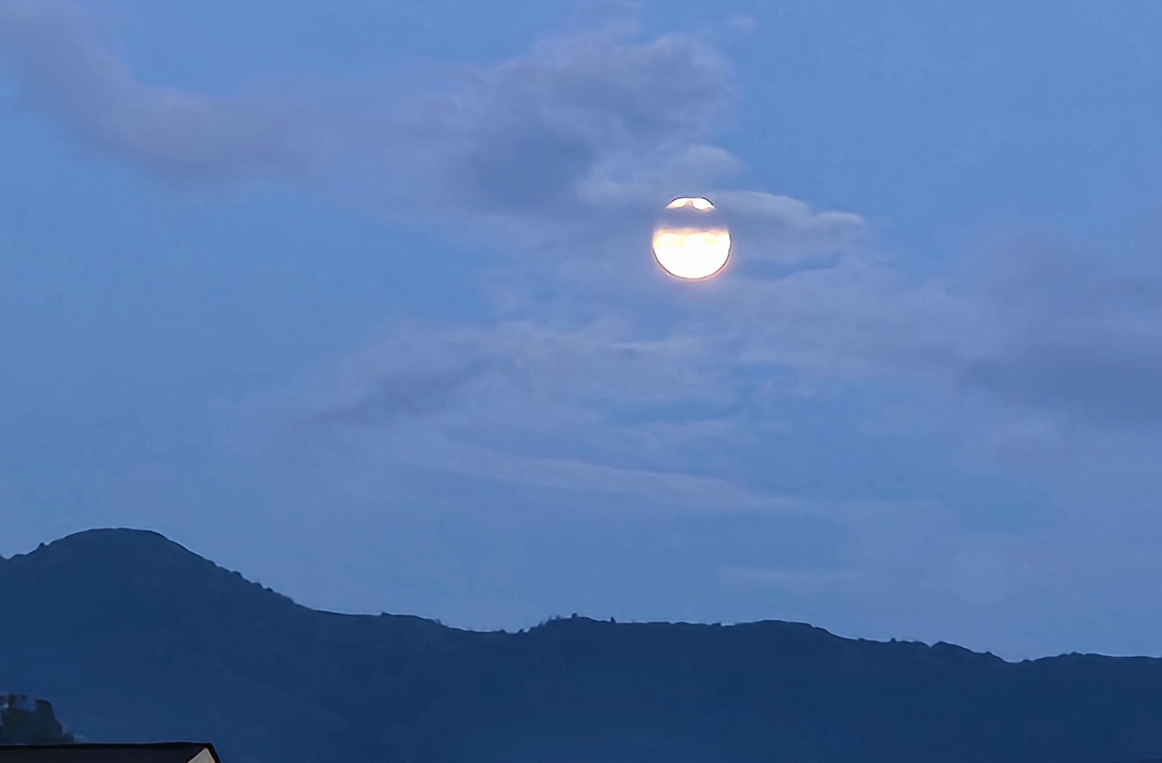 Moon rise