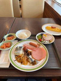 朝食は種類も豊富でとても満足でした。