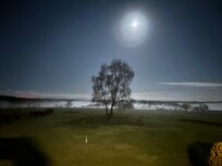 Avond zicht vanuit de woning