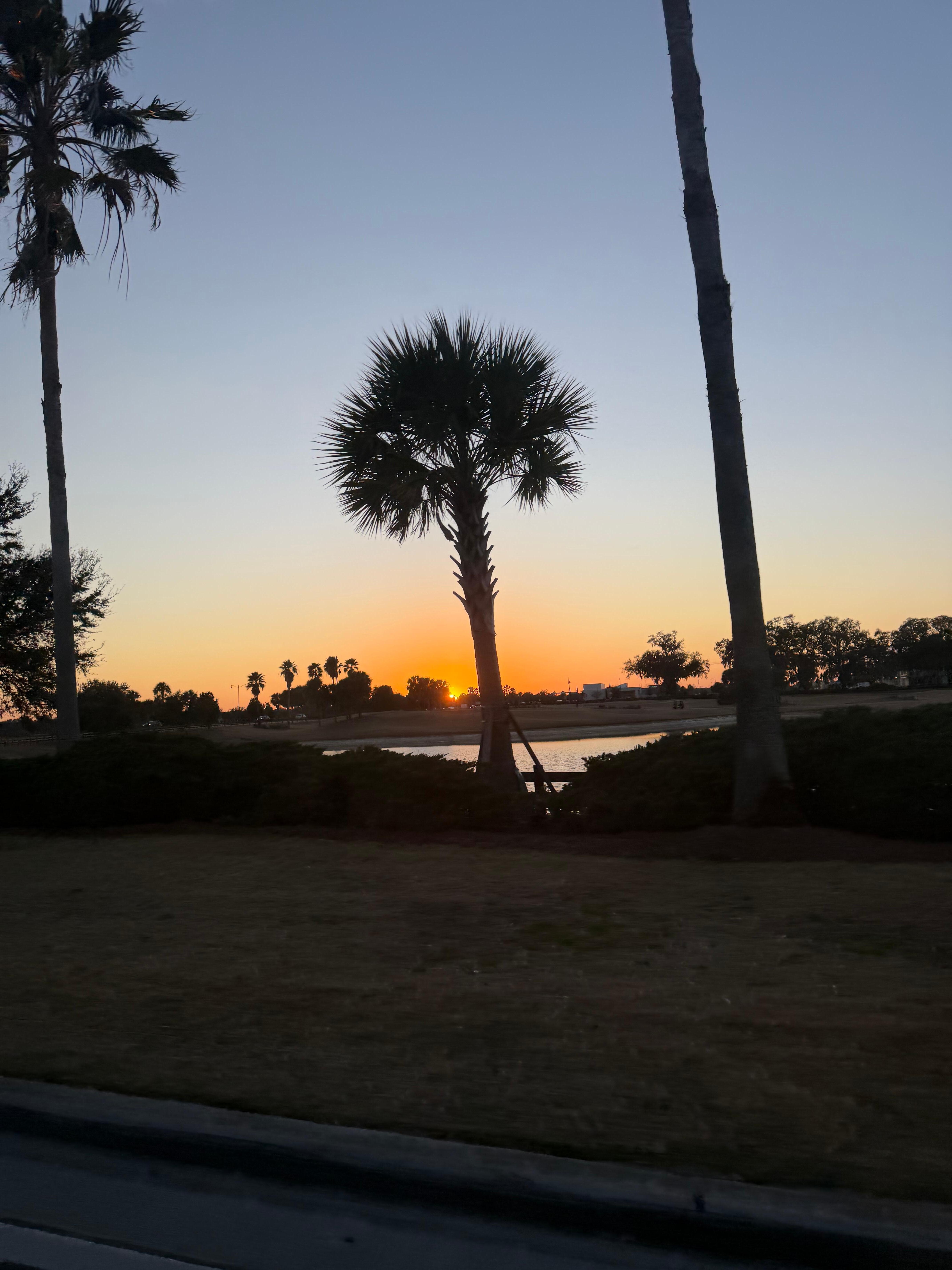 The beautiful sun sets every night 