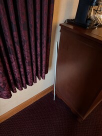 Broken curtain guide