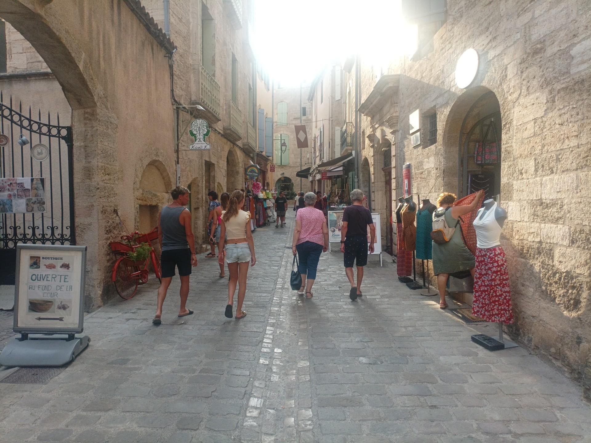 Pezenas  - The apartment entrance is to the left