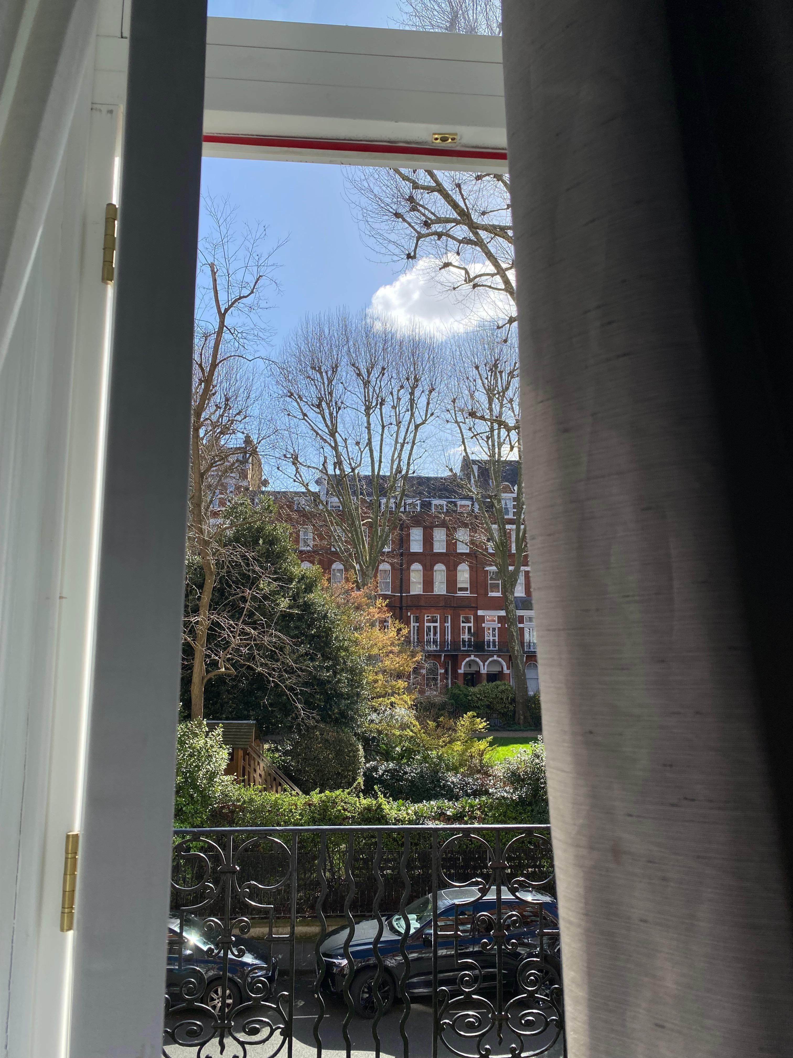 Beautiful park across the street, but you can’t use it.