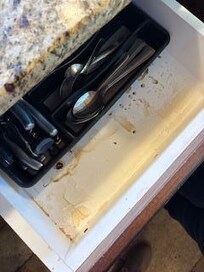 Yuck! Needs deep cleaned.