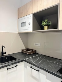kitchen left side