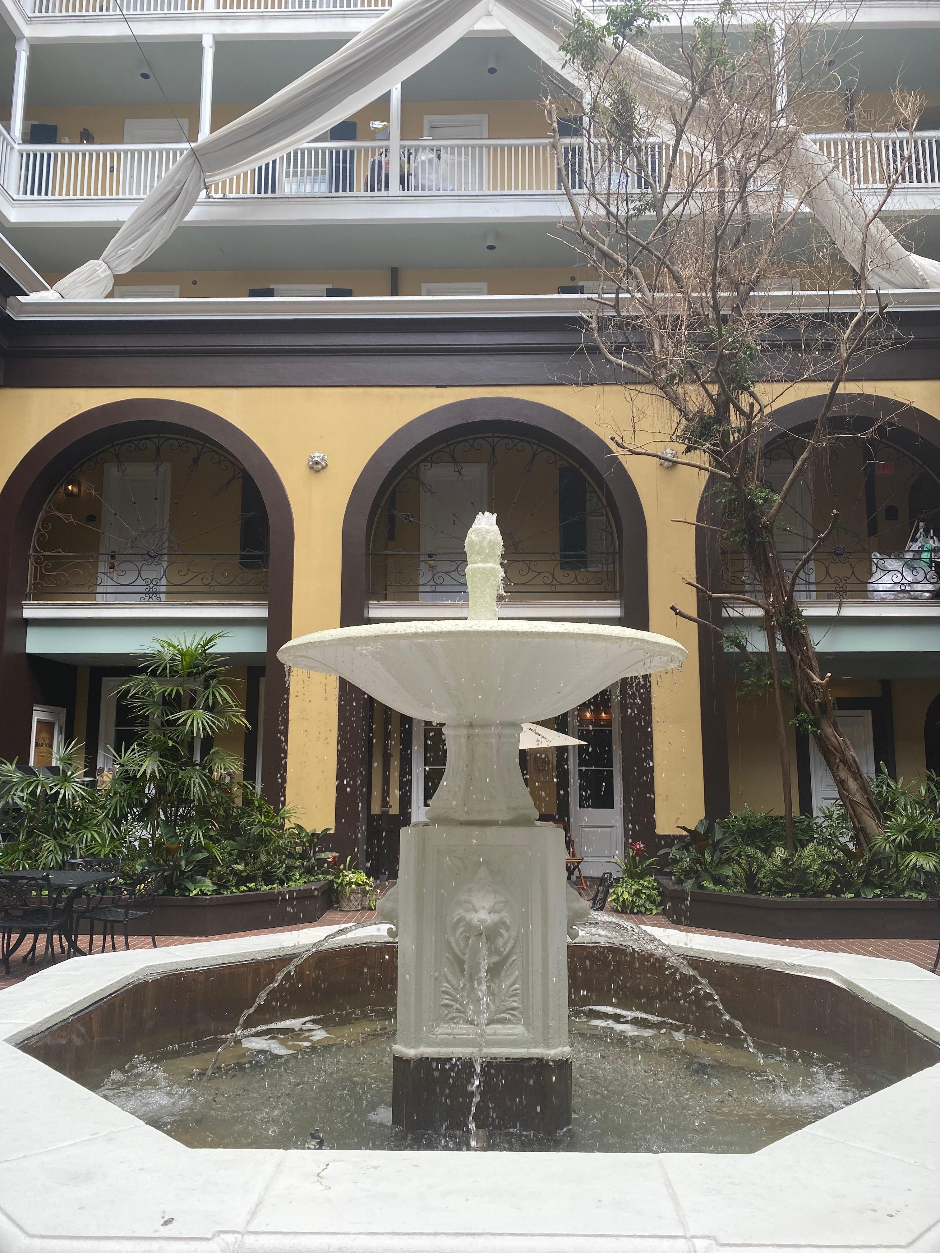 Courtyard view, we were on the second floor!