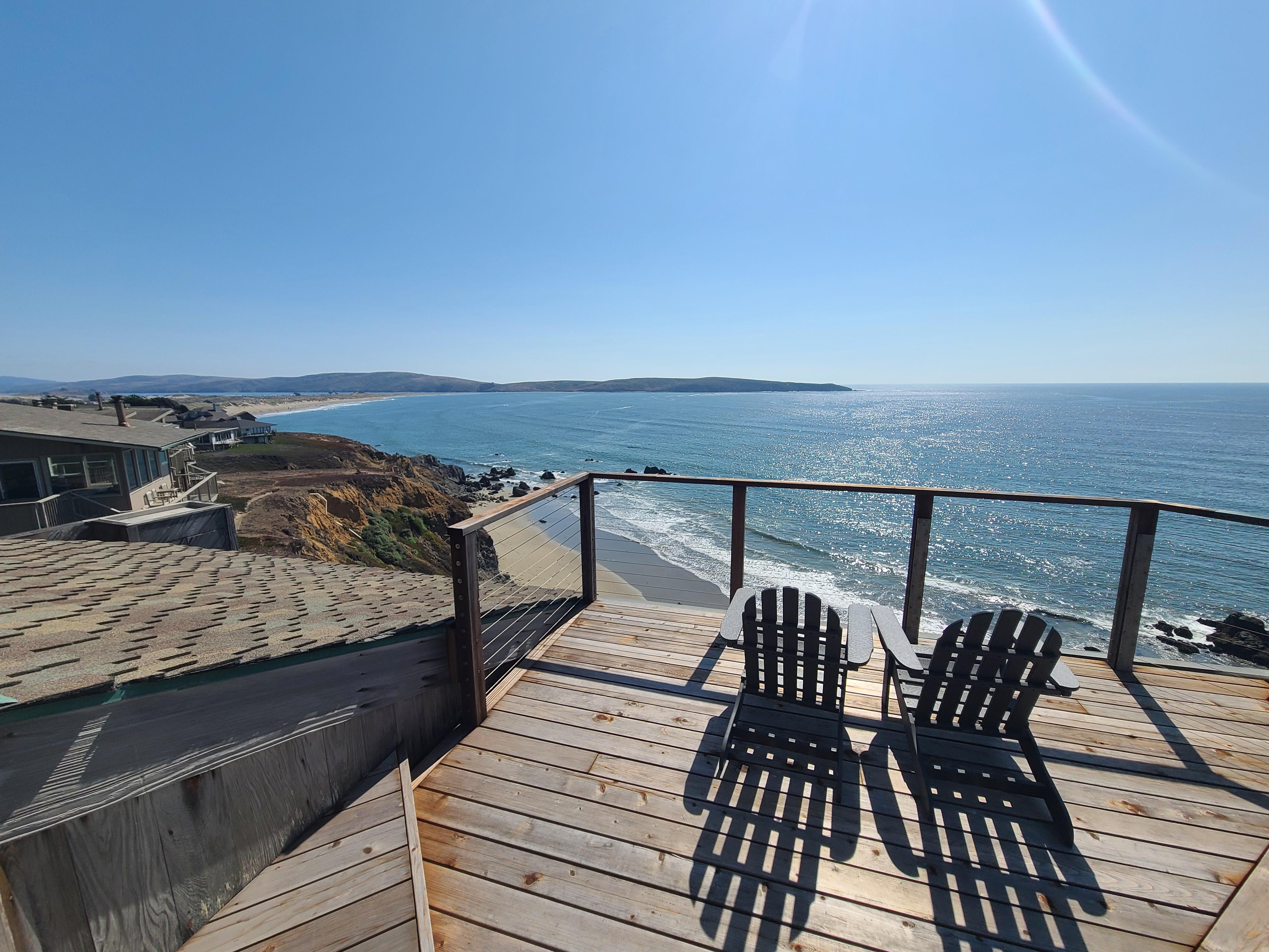 The upstairs master has it's own deck with this view!