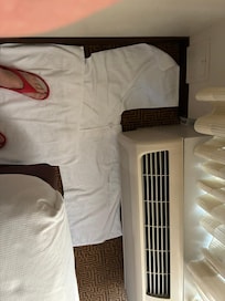 Leaking AC Unit All over the floor - No rooms to be moved to