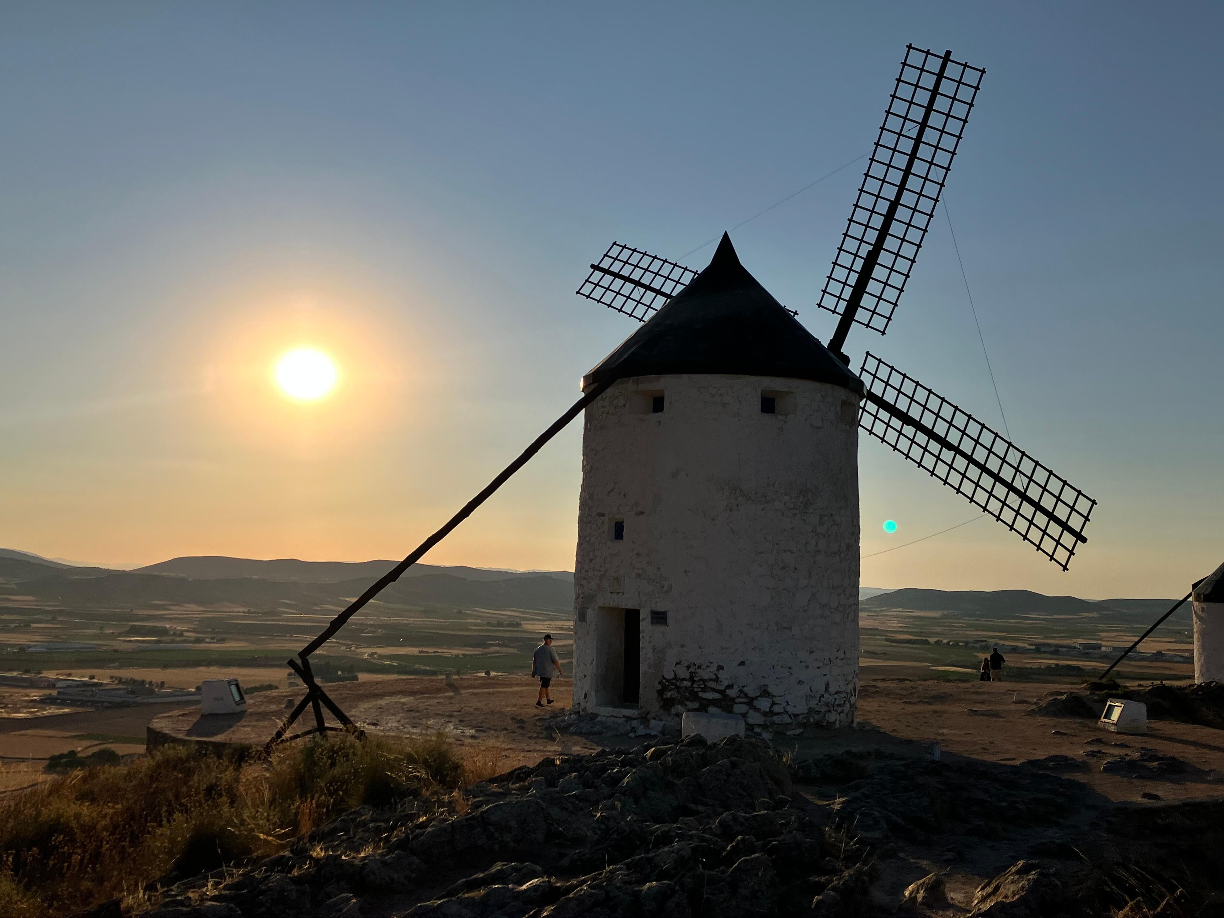 Atardecer en Los Molinos de Consuegra