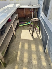 screens and debris