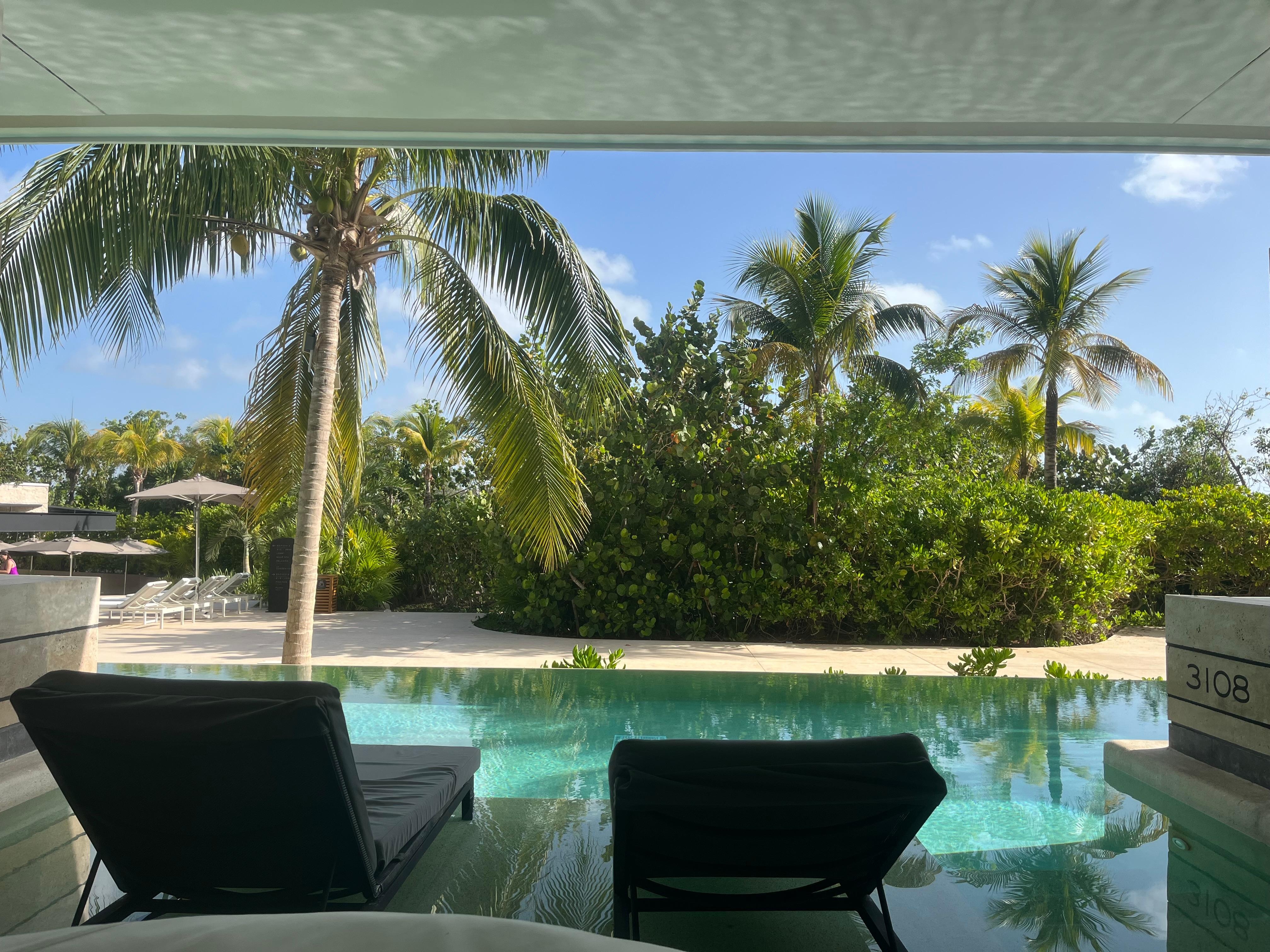 Swim out room