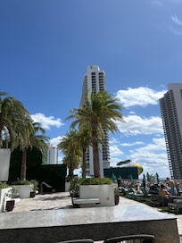 I loved the 6th floor!