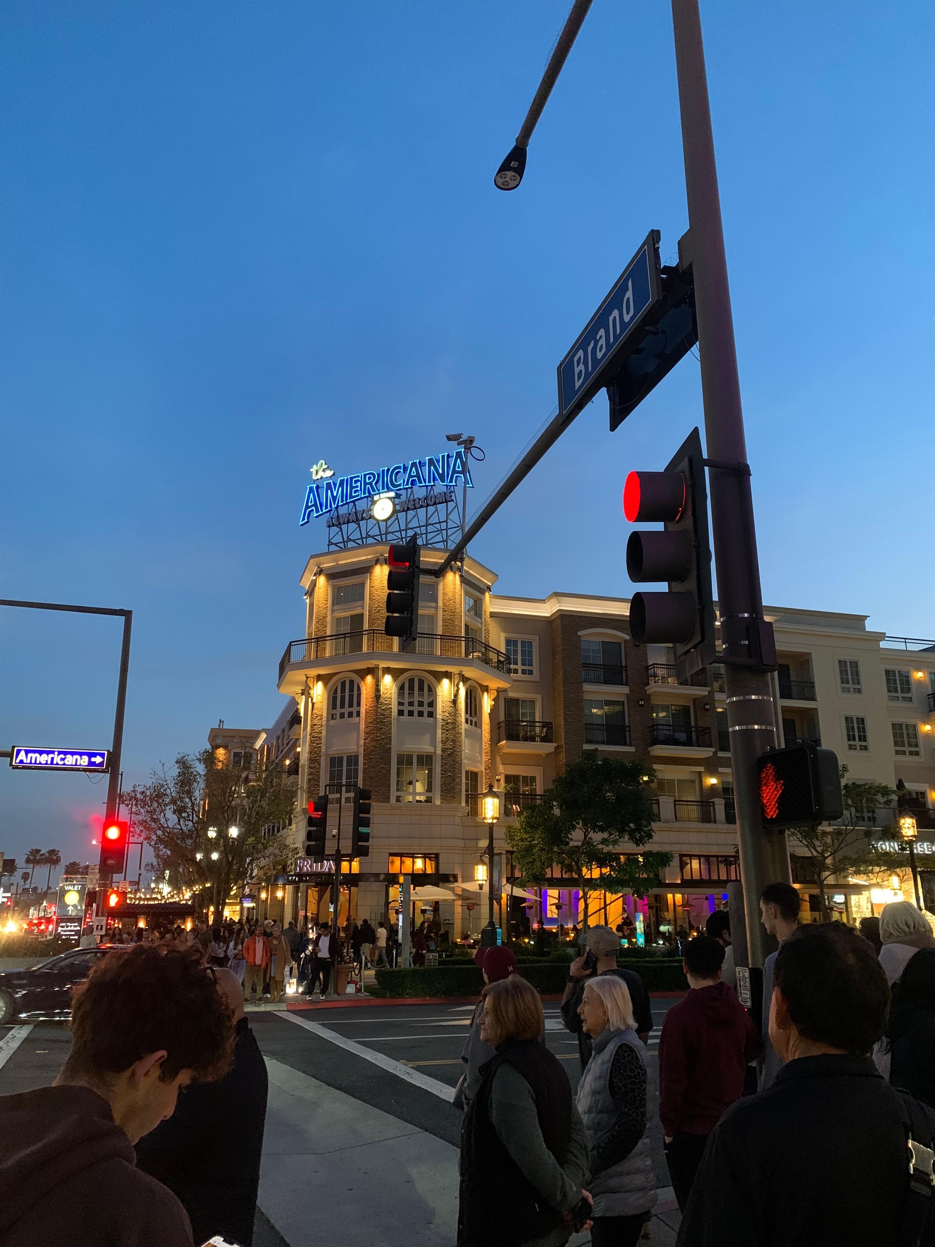 10 min drive from apartment - outdoor mall with luxury shopping, dining, movie theater 