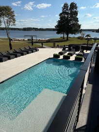 Fabulous pool with a safety cover