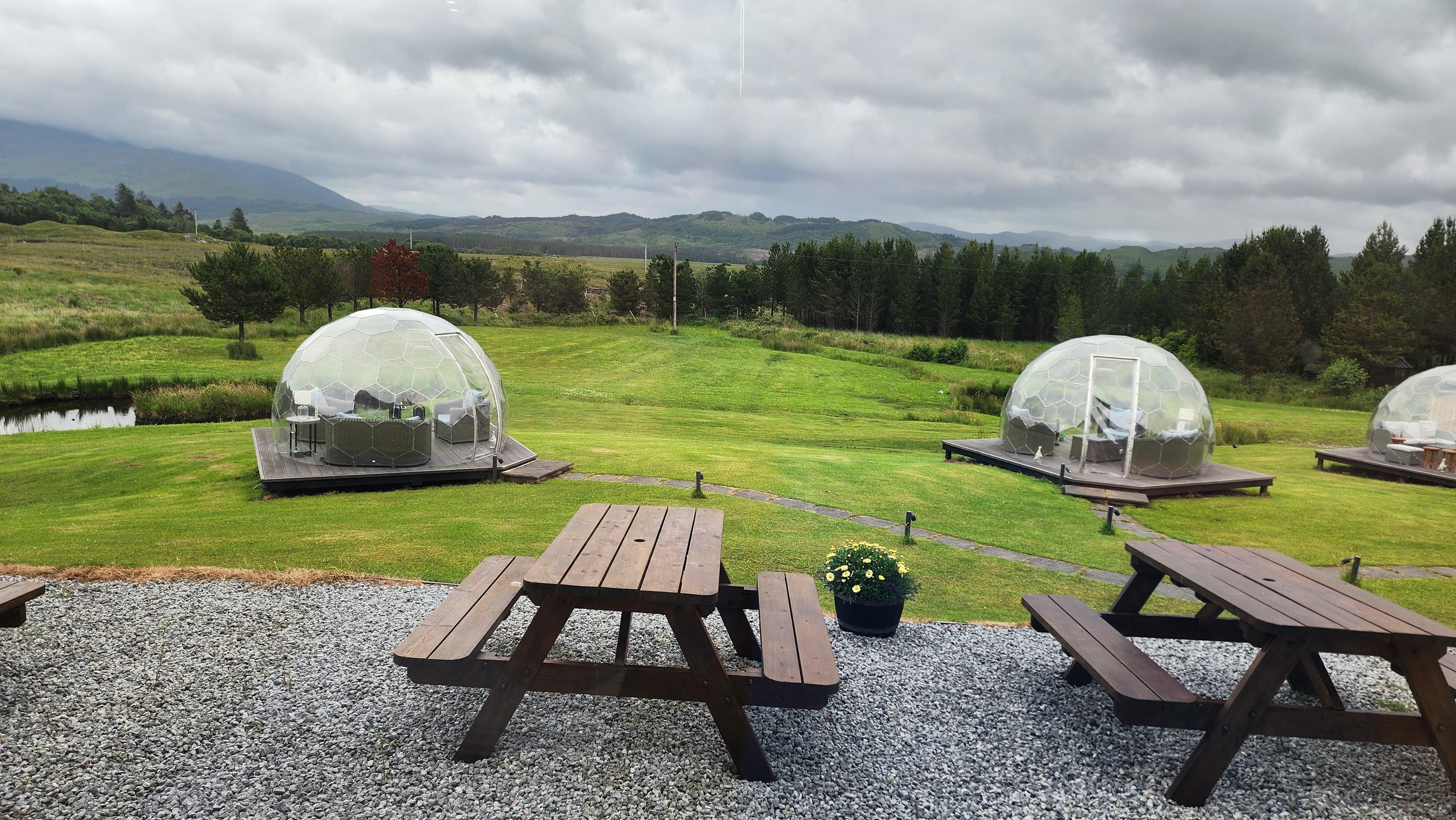 Private pods for drinks and relaxation. 