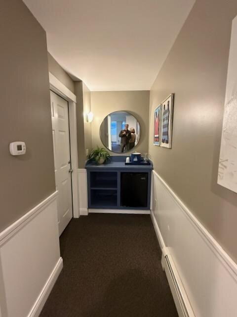 Entrance with refrigerator 