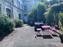 La cour